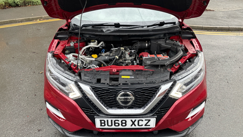 Nissan Qashqai 1.2 DiG-T N-Connecta 5dr Petrol Hatchback